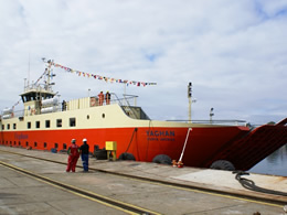 En Valdivia inauguraron nuevo ferry “Yaghan”